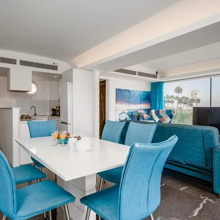 Beachfront Thalassa *