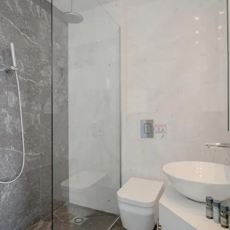 Beachfront Thalassa *