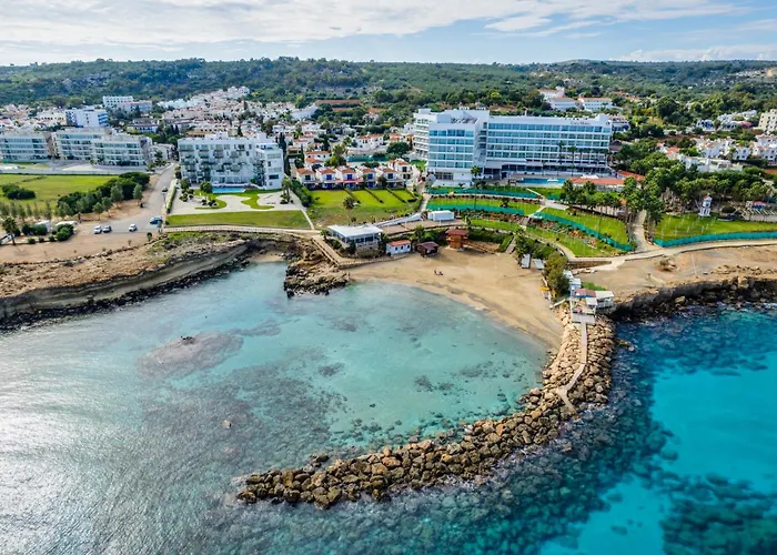 Beachfront Thalassa *