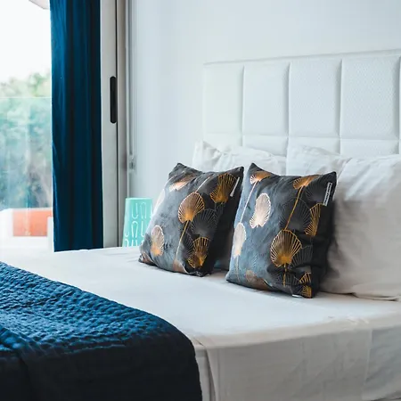 شقة Beachfront Thalassa